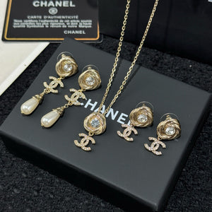 JW990 CC Earring & Necklace