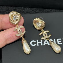 Load image into Gallery viewer, JW990 CC Earring &amp; Necklace
