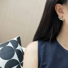 Load image into Gallery viewer, JW754 Crystal Double G Single Earring
