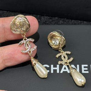 JW990 CC Earring & Necklace