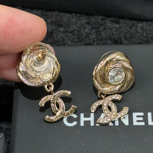 JW990 CC Earring & Necklace