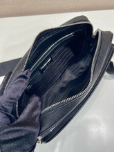 Load image into Gallery viewer, PD396 PRADA Crossbody Bag / HIGHEST QUALITY VERSION / 24 x 16.5 x 7.5 cm
