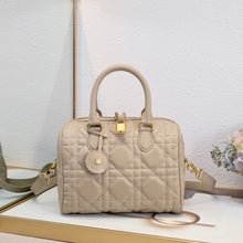 Load image into Gallery viewer, DR505 Dior Groove 17/2025 Bag
