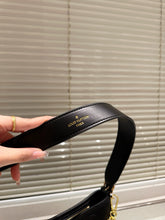 Load image into Gallery viewer, LB1324 CarryAll PM / 11.6 x 9.4 x 4.7 inches
