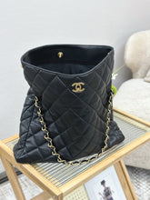 Load image into Gallery viewer, CC939 Large Hobo Bag / 15x11.8x3.5inch / HIGHEST QUALITY VERSION
