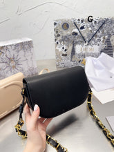 Load image into Gallery viewer, DR298 CD Signature Oval Camera Bag / 8.3x4.7x2.5inch
