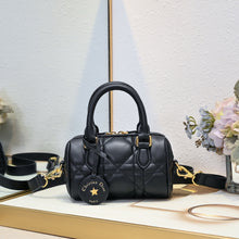 Load image into Gallery viewer, DR504 Dior Groove 17/2025 Bag

