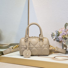 Load image into Gallery viewer, DR505 Dior Groove 17/2025 Bag
