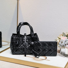 Load image into Gallery viewer, DR513 Small/Medium Dior Toujours Bag
