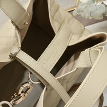 Load image into Gallery viewer, DR509 Small/Medium Dior Toujours Bag
