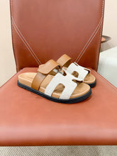 Load image into Gallery viewer, SE1353 H Chypre Sandal / Size4-11
