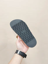 Load image into Gallery viewer, SE1353 H Chypre Sandal / Size4-11

