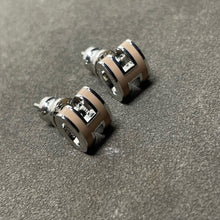 Load image into Gallery viewer, JW921  Mini Pop H earrings
