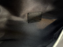 Load image into Gallery viewer, LB1535 LV Discovery Belt Bag / 38 x 18 cm
