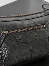 Load image into Gallery viewer, BCG076 BALENCIAGA Le City Moto Bag / HIGHEST QUALITY VERSION / 22.5 x 15 x 9.5 cm
