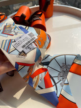 Load image into Gallery viewer, CLTH378 H Twilly
