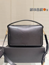 Load image into Gallery viewer, YSK423 Camera Supple Bag / 11.4x7.1x3.5inch
