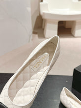 Load image into Gallery viewer, SE1504 CC Ballet Flats / Size5-11

