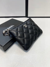 Load image into Gallery viewer, CC1098 Card Holder
