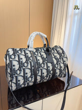 Load image into Gallery viewer, DR362 Weekender 50 Bag / 18 x 14 x 9.5 inches
