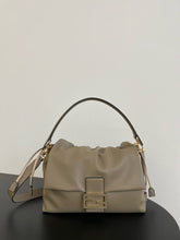 Load image into Gallery viewer, FF299 Mamma Baguette Small/Medium/Large / HIGHEST QUALITY VERSION
