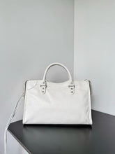 Load image into Gallery viewer, BCG088 BALENCIAGA Le City / HIGHEST QUALITY VERSION  / 37 x 23.4 x 10 cm
