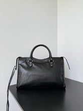 Load image into Gallery viewer, BCG089 BALENCIAGA Le City / HIGHEST QUALITY VERSION  / 37 x 23.4 x 10 cm
