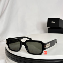 Load image into Gallery viewer, JW858 CD Sunglasses / 54x18x145mm
