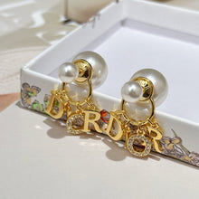 Load image into Gallery viewer, JW856 CD Earrings
