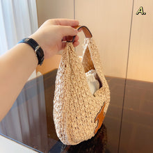 Load image into Gallery viewer, CL114 Raffia Hobo Bag / 11.8x2x11.8inch
