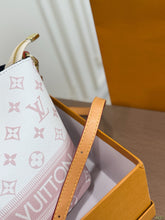 Load image into Gallery viewer, LB1538 LV All In BB Bucket Bag / 18 x 18 cm

