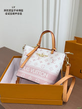 Load image into Gallery viewer, LB1538 LV All In BB Bucket Bag / 18 x 18 cm
