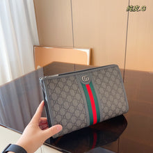 Load image into Gallery viewer, GC555 Ophidia GG Pouch / 9x2x6.3inch
