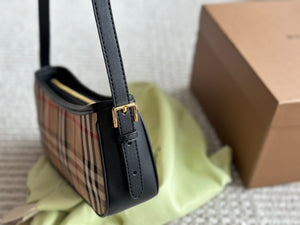 BUR139 Hobo Bag / 9.4x4.7x2inch