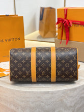 Load image into Gallery viewer, LB1540 LV Keepall Bandoulière 35 / HIGHEST QUALITY VERSION / 34 x 21 x 16 cm
