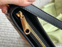 Load image into Gallery viewer, BUR139 Hobo Bag / 9.4x4.7x2inch
