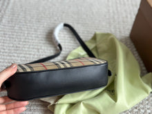 Load image into Gallery viewer, BUR139 Hobo Bag / 9.4x4.7x2inch
