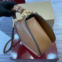 Load image into Gallery viewer, GC662 Gucci Blondie Small/Medium Top Handle Bag / HIGHEST QUALITY VERSION
