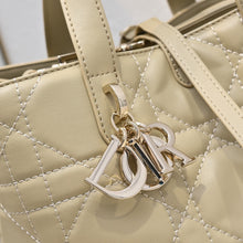 Load image into Gallery viewer, DR516 Small/Medium Dior Toujours Vertical Tote Bag
