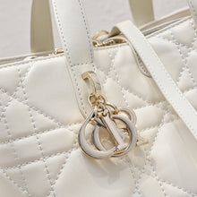 Load image into Gallery viewer, DR517 Small/Medium Dior Toujours Vertical Tote Bag
