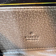 Load image into Gallery viewer, GC732 Ophidia Coin Zip Wallet / 4.7&quot;W x 4.3&quot;H x 1.2&quot;D
