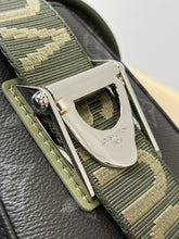 Load image into Gallery viewer, LB1544 LV Courrier Messenger Bag / HIGHEST QUALITY VERSION / 37 x 27 x 12 cm
