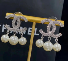 Load image into Gallery viewer, JW991 CC Earrings
