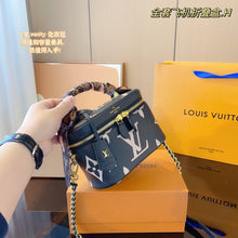 Load image into Gallery viewer, LB802 Vanity PM / 7.5 x 5.1 x 4.3 inches
