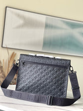 Load image into Gallery viewer, MBG076 S Lock Briefcase / 15.4 x 11.8 x 1.6 inches / HIGHEST QUALITY VERSION

