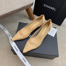 Load image into Gallery viewer, SE1076 CC Pumps /  Size5-9
