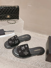 Load image into Gallery viewer, SE1073 CC Mules /  Size5-10
