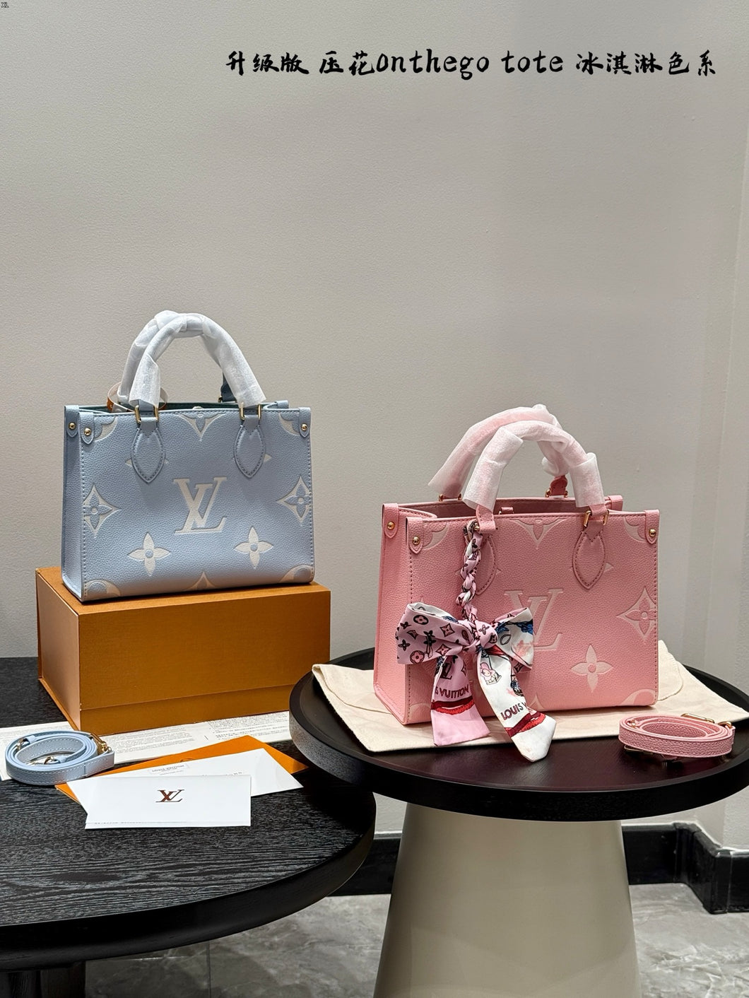 LB1262 OnTheGo PM / 9.8 x 7.5 x 4.5 inches