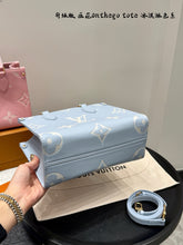 Load image into Gallery viewer, LB1262 OnTheGo PM / 9.8 x 7.5 x 4.5 inches
