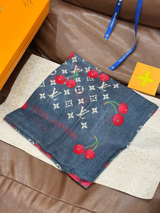 CLTH466 LV x TM Monogram Cerise Square 90 / 35.4 x 35.4 inches